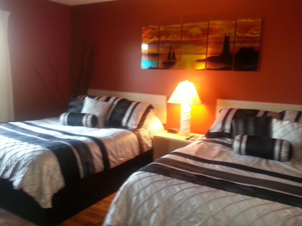 The Walla Walla Inn Rainy River Room photo